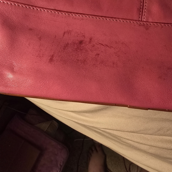 Dooney & Bourke large butter leather hot pink shoulder bag - Picture 4 of 7